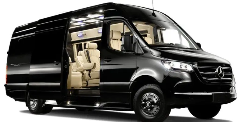 Airport Transfer in Ibiza — private taxi image 4